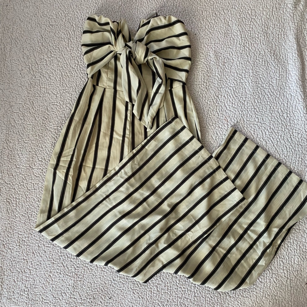 Black/white stripes jumpsuit
